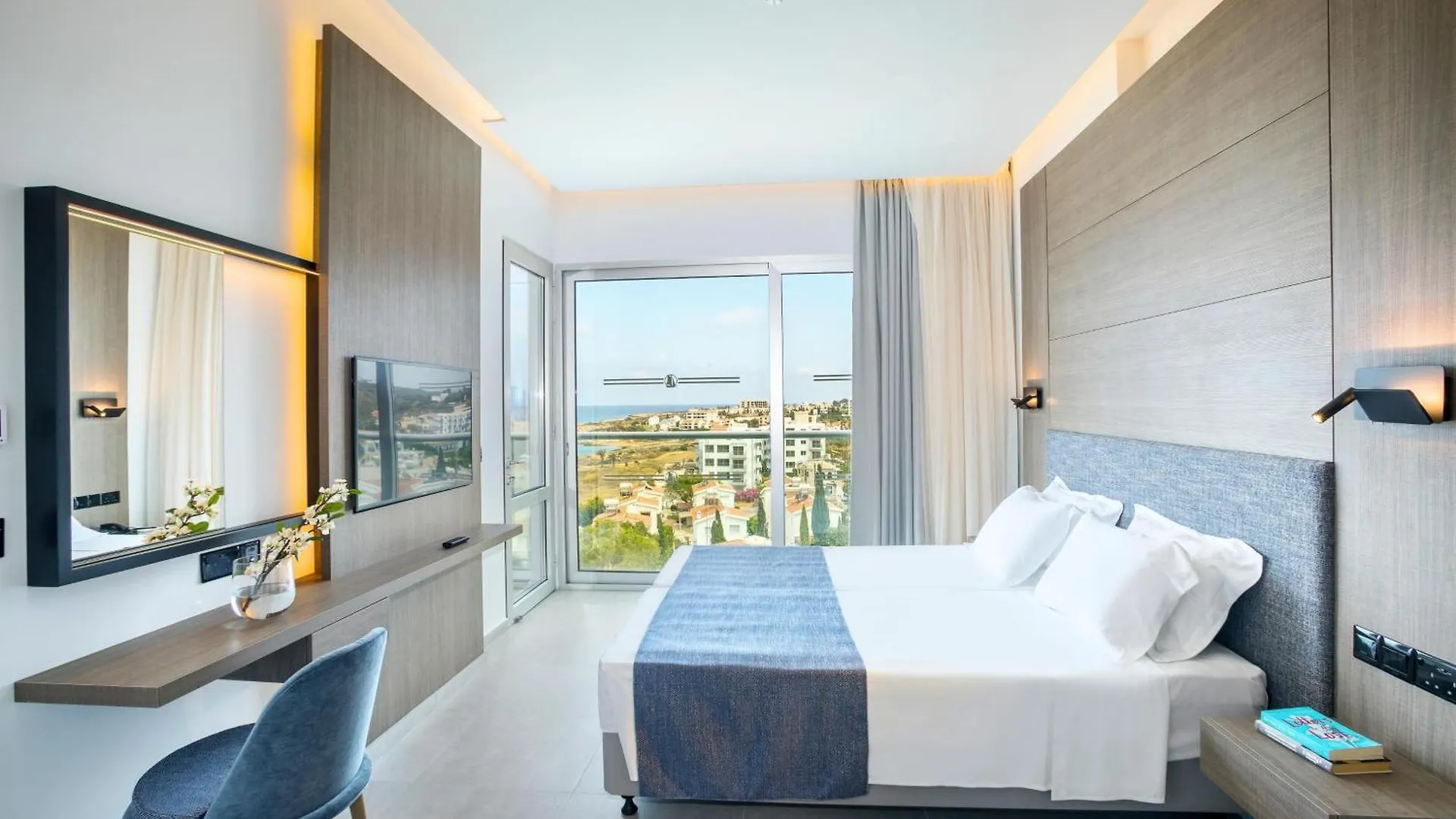 Cavo Maris Beach Hotel Protaras 4*,